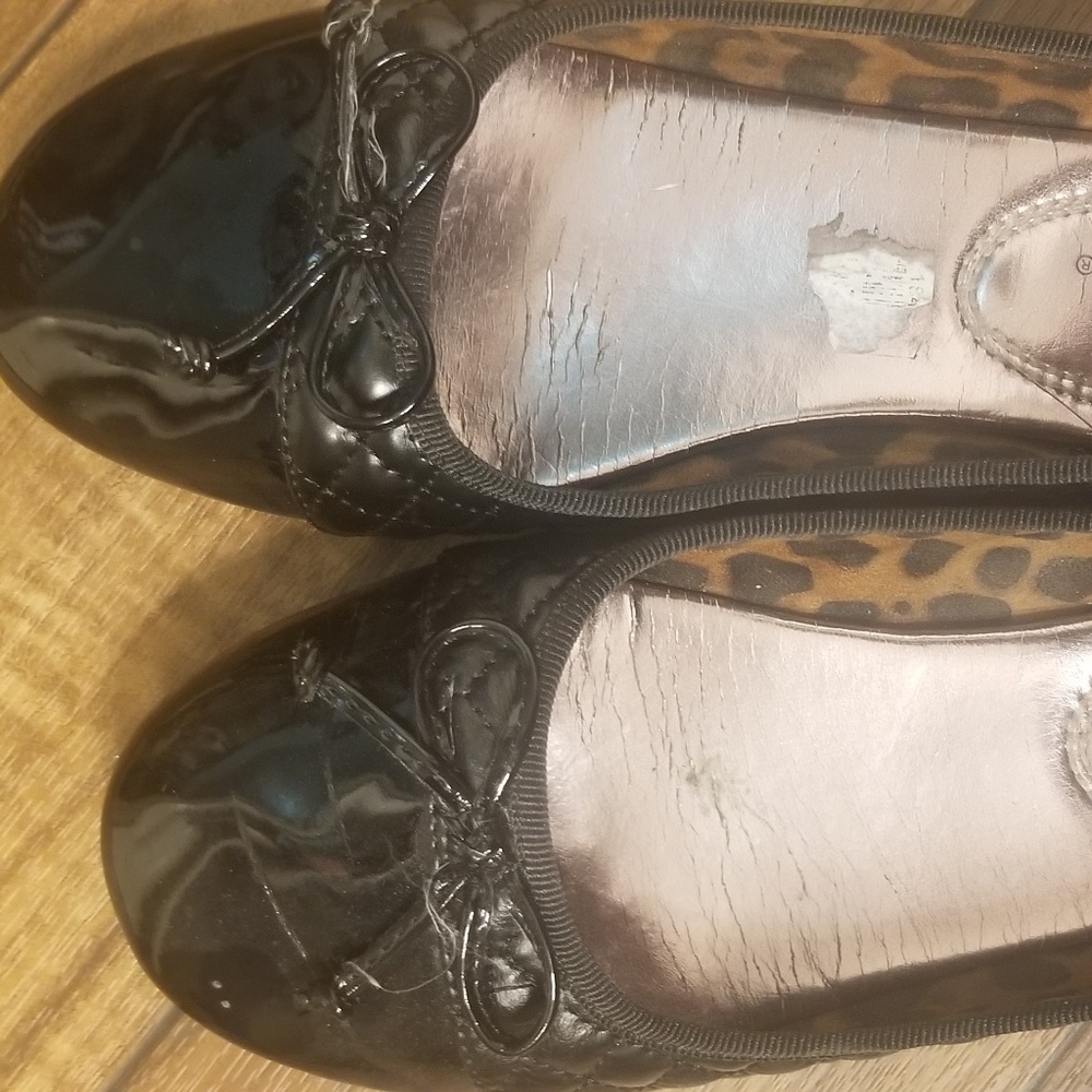 Black flats
